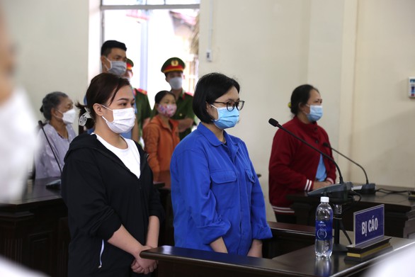 Đề nghị án tử hình nữ sinh đầu độc giết cha bằng xyanua - Ảnh 2. Đề nghị án tử hình nữ sinh đầu độc giết cha bằng xyanua - Ảnh 2.