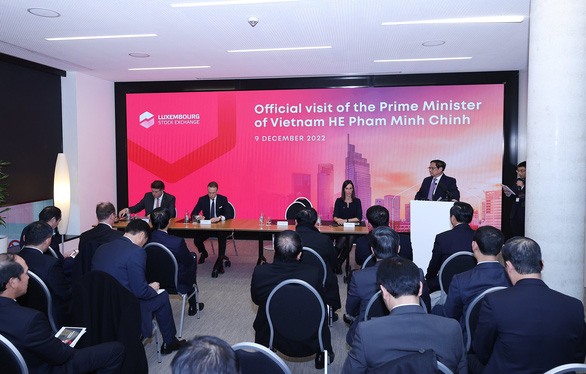 Việt Nam phấn đấu lên thị trường chứng khoán mới nổi, Thủ tướng mong muốn Luxembourg hỗ trợ - Ảnh 2.