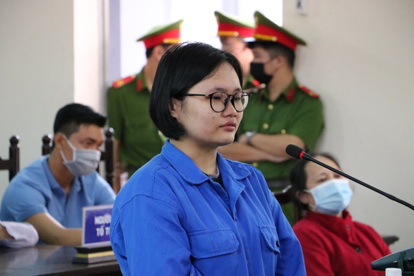 Đề nghị án tử hình nữ sinh đầu độc giết cha bằng xyanua - Ảnh 1. Đề nghị án tử hình nữ sinh đầu độc giết cha bằng xyanua - Ảnh 1.