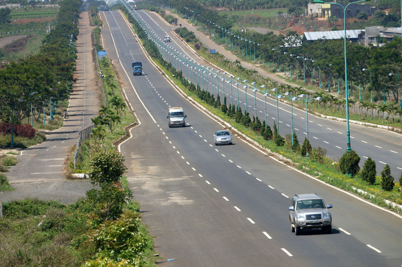 Lâm Đồng xin chuyển 486ha rừng làm cao tốc Bảo Lộc - Liên Khương - Ảnh 2.