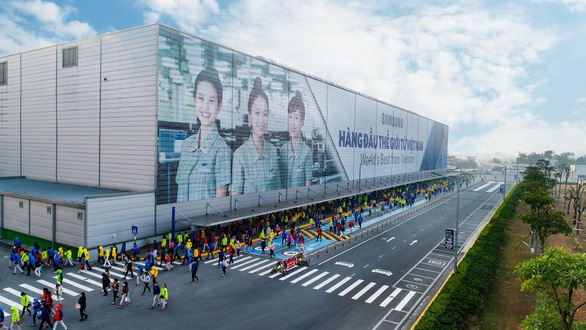Samsung tăng đầu tư 920 triệu USD vào Thái Nguyên - Ảnh 1.