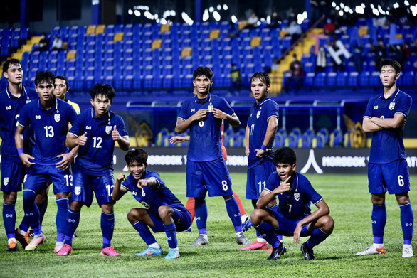 Đội tuyển U23 Việt Nam có 6 cầu thủ phải tập riêng vì sức khỏe - Ảnh 3.