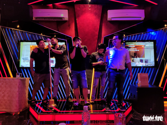 Số phận karaoke, vũ trường: Bộ đề nghị các địa phương tự quyết - Ảnh 1.