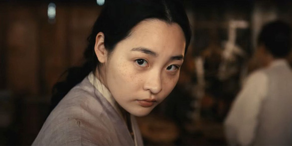 Lee Min Ho đóng vai phản diện, hợp tác cùng tượng vàng Oscar Youn Yuh Jung trong Pachinko - Ảnh 3.