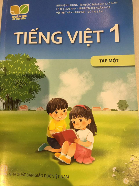 Chủ biên sách Tiếng Việt 1 - bộ Kết nối tri thức với cuộc sống trả lời về ý kiến không dạy chữ P - Ảnh 1.