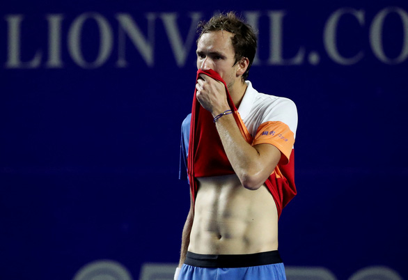 Daniil Medvedev lại mất vui vì Rafael Nadal - Ảnh 2.