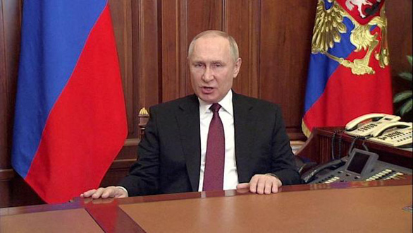 Tổng thống Putin lần đầu lên tiếng công khai sau 4 ngày chiến sự căng thẳng với Ukraine - Ảnh 1.