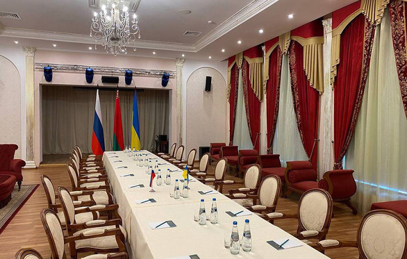 Nga - Ukraine ngồi vào bàn đàm phán - Ảnh 1.