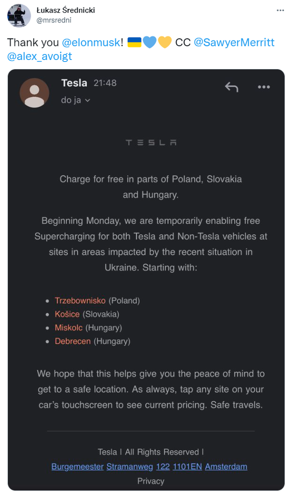 Tesla mở trạm sạc xe điện miễn phí cho vùng bị ảnh hưởng của cuộc khủng hoảng Ukraine - Ảnh 1.