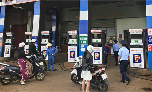 Đắk Lắk: nhiều cửa hàng xăng dầu vẫn đóng cửa nhưng không phải găm hàng - Ảnh 2.