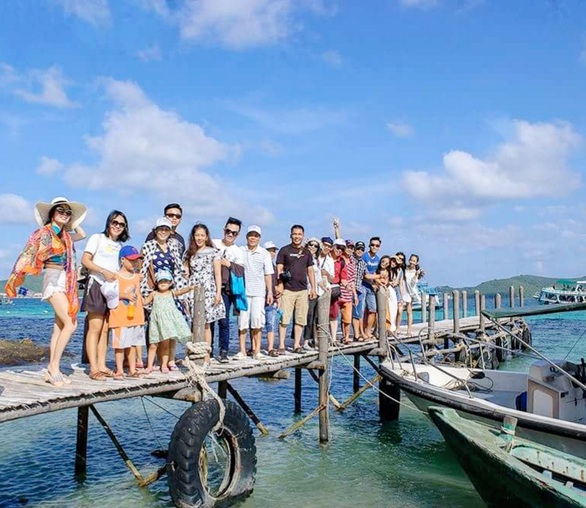 Mùng 3 Tết du khách đến Phú Quốc du xuân đông đúc - Ảnh 1. Mùng 3 Tết du khách đến Phú Quốc du xuân đông đúc - Ảnh 1.
