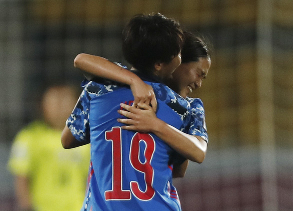 Gỡ hòa 2-2 phút 119, tuyển nữ Trung Quốc thắng Nhật ở loạt sút 11m vào chung kết - Ảnh 3.