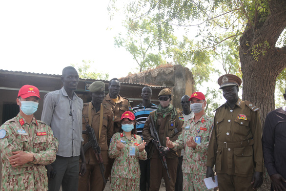 Lực lượng Mũ nồi xanh Việt mang mùa xuân ấm áp đến với tù nhân ở Nam Sudan - Ảnh 2.