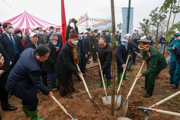 Chủ tịch nước đánh trống phát động Tết trồng cây xuân Nhâm Dần - Ảnh 3.