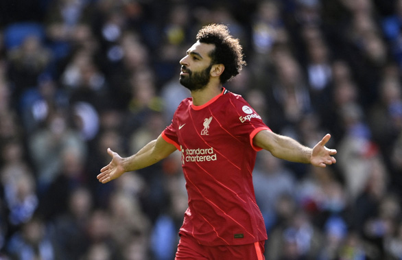 Salah lập công, Liverpool tiếp tục bám sát Man City - Ảnh 2.