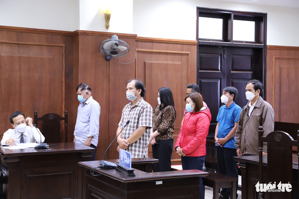 Xử phúc thẩm vụ lộ đề thi công chức ở Phú Yên: bác kháng cáo của 9 bị cáo - Ảnh 1.