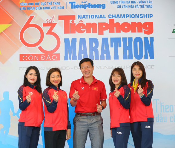 3.700 vận động viên chạy tại giải Tiền Phong Marathon Côn Đảo 2022 - Ảnh 1.
