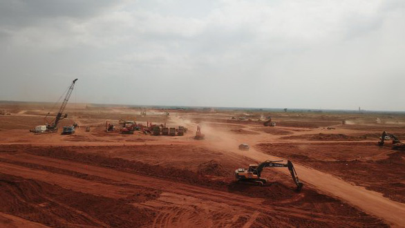 ACV hối thúc Đồng Nai giao thêm đất sạch cho sân bay Long Thành - Ảnh 1.