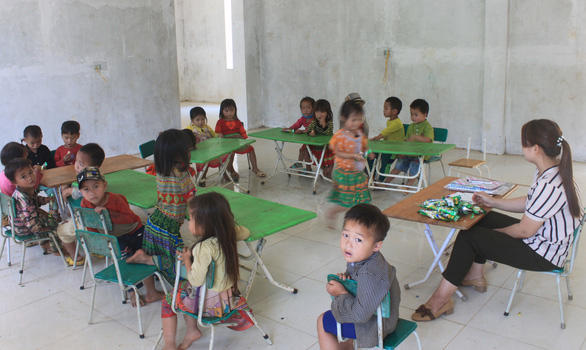 Hàng chục giáo viên mầm non ở vùng cao Thanh Hóa gần 3 tháng không có lương - Ảnh 1.