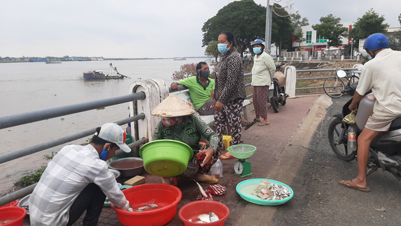 Trung Quốc xả đập thủy điện, mực nước đầu nguồn sông Cửu Long tăng nhẹ - Ảnh 2.