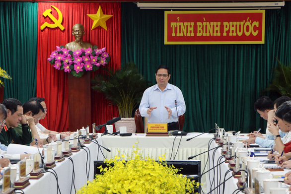Thủ tướng yêu cầu Bình Phước ưu tiên phát triển đường bộ, đường cao tốc - Ảnh 1.