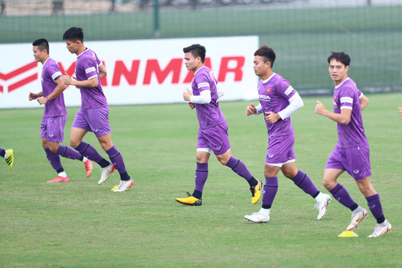 Quang Hải đá 2 trận nữa trong màu áo CLB Hà Nội trước khi ra nước ngoài thi đấu - Ảnh 1.
