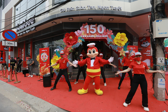 Jollibee Việt Nam khai trương cửa hàng thứ 150 - Ảnh 2.