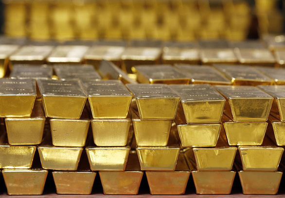 Mỹ muốn đóng băng dự trữ vàng 132 tỉ USD của Nga - Ảnh 1.
