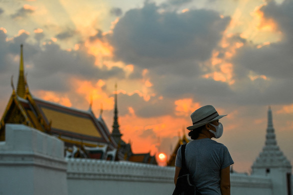 Thái Lan tính nới lỏng thêm quy định du lịch - Ảnh 1.