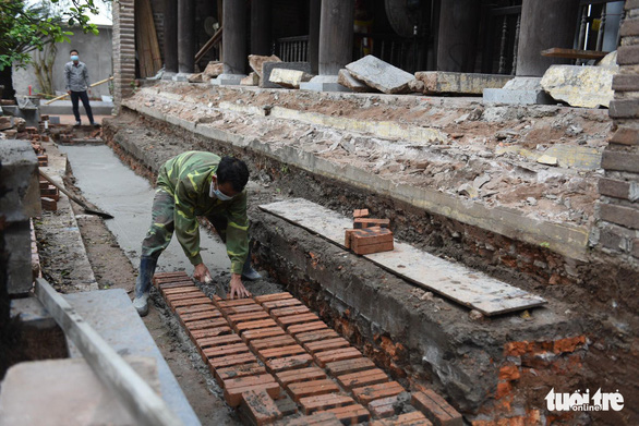 Chặt cây, thay bậc thềm di tích quốc gia đặc biệt đình Chèm: Hà Nội không cấp phép tu bổ - Ảnh 3.