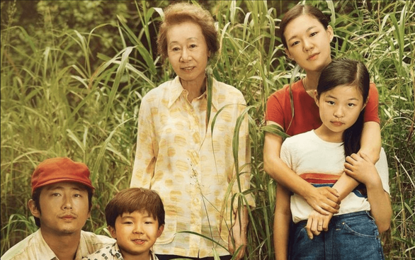 Hậu Oscar, ‘bà ngoại quốc dân’ Youn Yuh Jung bị fan đến tận nhà… xin tiền - Ảnh 3.
