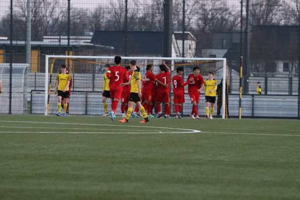 U17 Việt Nam và tuần tập huấn đáng nhớ tại Dortmund - Ảnh 3.