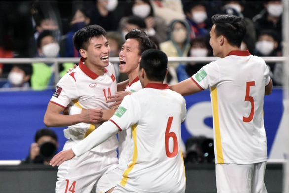 Xé lưới Nhật Bản, trung vệ Thanh Bình đã lớn - Ảnh 2.