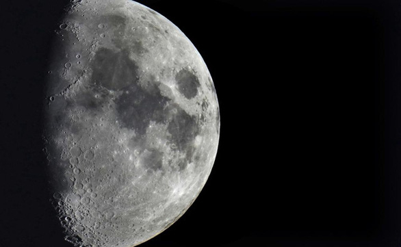 Tên lửa rác dự kiến đâm vào Mặt trăng với tốc độ 9.300km/h - Ảnh 1.
