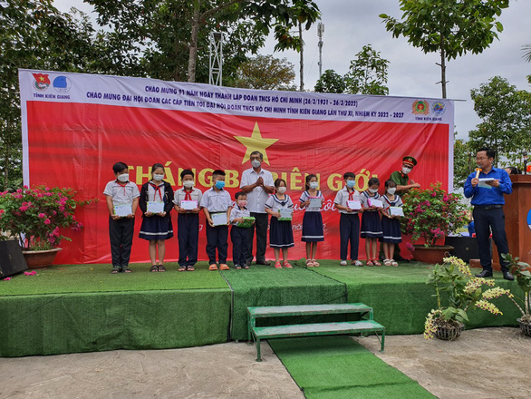 Tỉnh đoàn Kiên Giang tổ chức ngày hội Tháng ba biên giới trên vùng biên Tây Nam - Ảnh 2.