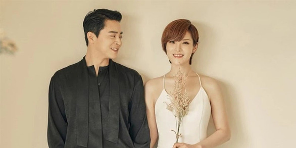 Lễ cưới thế kỷ của Son Ye Jin và Hyun Bin thành tâm điểm showbiz - Ảnh 12.