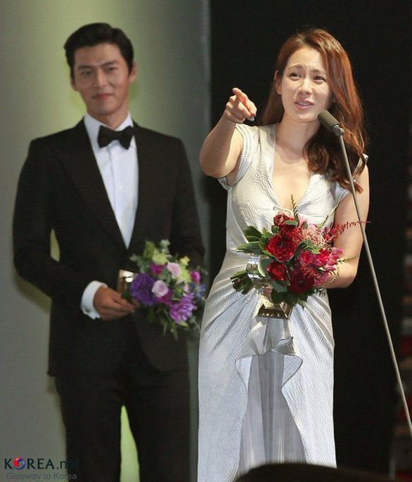 Cộng đồng mạng châu Á hạnh phúc lây với đám cưới Bin-Jin: Ôi, tôi ngất mất thôi - Ảnh 3.