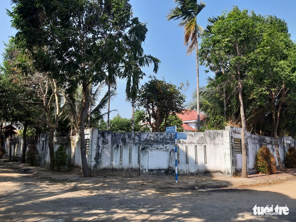 Vợ nguyên bí thư Thành ủy Kon Tum nói gì về lô đất 4 mặt tiền đang sở hữu? - Ảnh 3. Vợ nguyên bí thư Thành ủy Kon Tum nói gì về lô đất 4 mặt tiền đang sở hữu? - Ảnh 3.