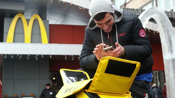 Làn sóng tẩy chay McDonald’s và Coca-Cola tăng vì Ukraine - Ảnh 1.