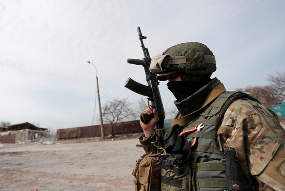 ĐỌC NHANH 1-4: Tổng thống Zelensky nói lực lượng Nga tiếp tục rời miền bắc Ukraine - Ảnh 2.