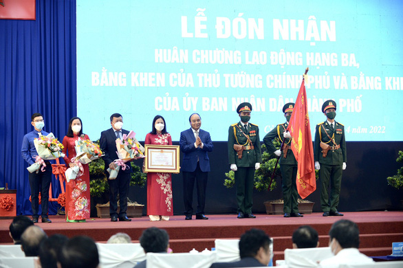 Chủ tịch nước Nguyễn Xuân Phúc tặng Huân chương Lao động cho huyện Củ Chi, TP.HCM - Ảnh 2.
