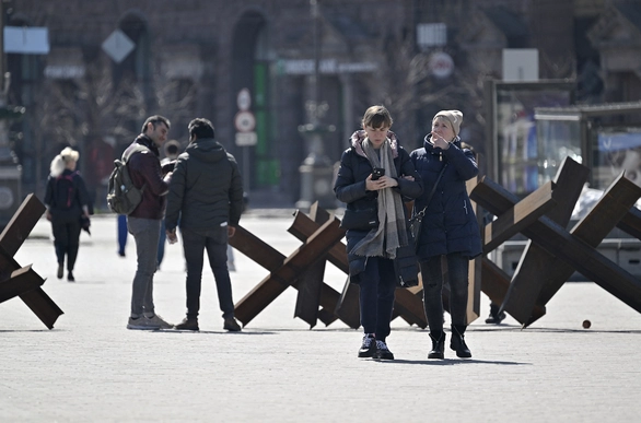 QUICK READING April 16: Chernihiv and Kiev constantly have air raid sirens - Photo 1.