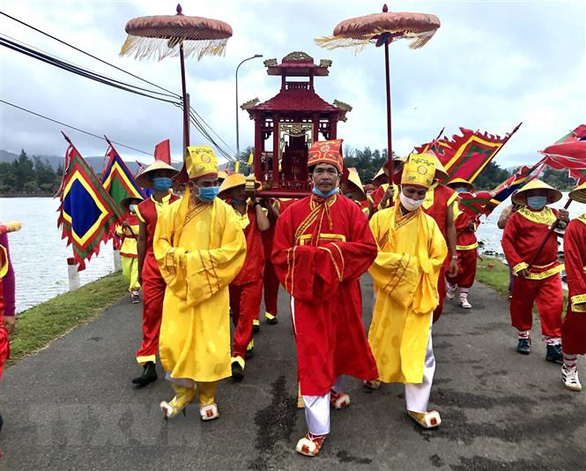 Lễ giỗ Bà Thứ phi Hoàng Phi Yến thành di sản quốc gia, vì sao giới sử học băn khoăn? - Ảnh 1.