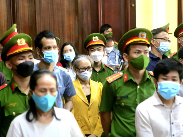 12 thành viên, ủng hộ viên của tổ chức khủng bố Chính phủ quốc gia Việt Nam lâm thời hầu tòa - Ảnh 1.