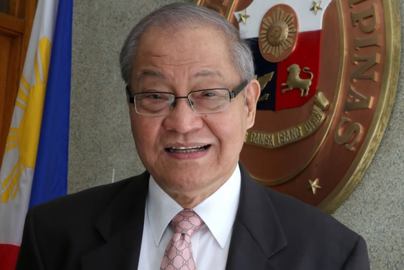 Đại sứ Philippines qua đời trong khách sạn cách ly ở Trung Quốc - Ảnh 1.