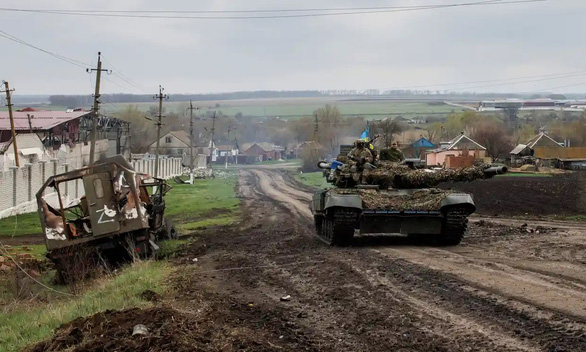 QUICK READ April 19: Russia has begun the Battle of Donbass - Photo 2.