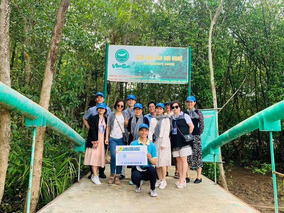Lữ hành Saigontourist tổ chức tour Cần Giờ, Củ Chi cho đoàn khách quốc tế - Ảnh 1. Lữ hành Saigontourist tổ chức tour Cần Giờ, Củ Chi cho đoàn khách quốc tế - Ảnh 1.