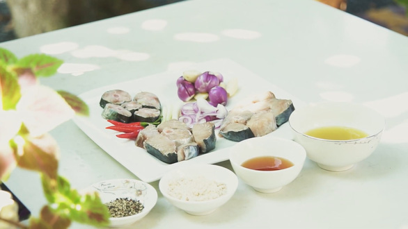 Độc đáo món cá thu rim nước mía của Nguyễn Phi Hùng - Ảnh 3.