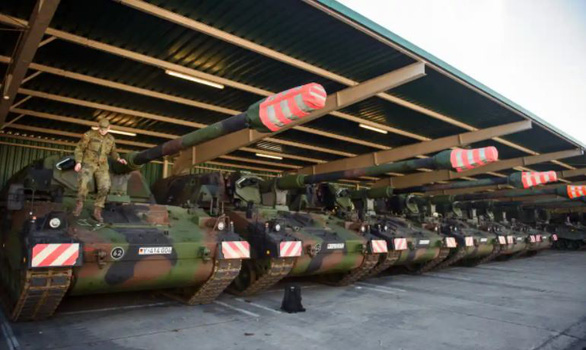 Đức từ chối cung cấp một số vũ khí hạng nặng cho Ukraine - Ảnh 1.