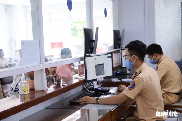 Cảnh sát giao thông Đà Nẵng nhận phản ảnh vi phạm giao thông qua Facebook - Ảnh 2.